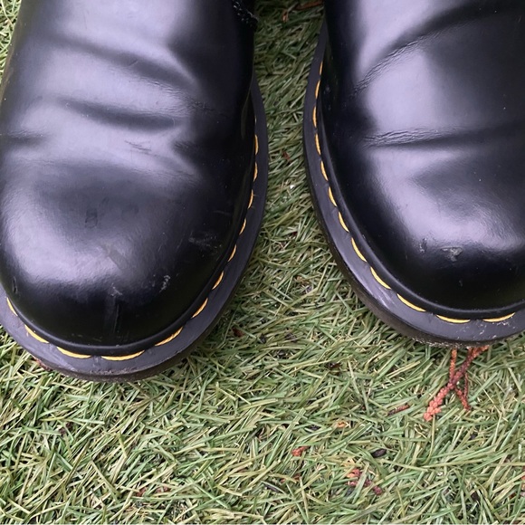 DOC MARTENS - 2976 SMOOTH LEATHER CHELSEA BOOTS SIZE 9 - Picture 5 of 11